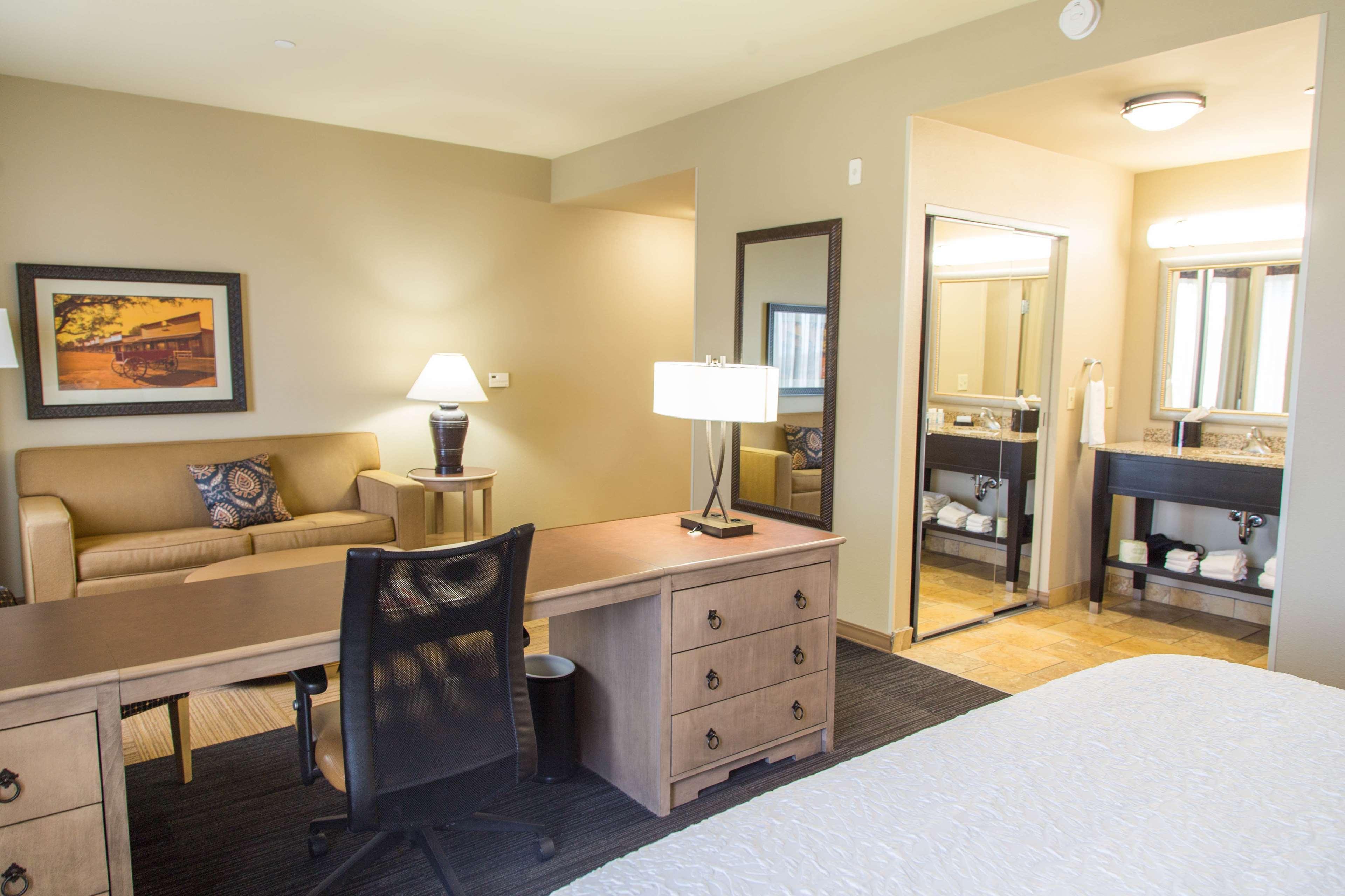 Hampton Inn & Suites Dodge City Boot Hill Casino Eksteriør billede