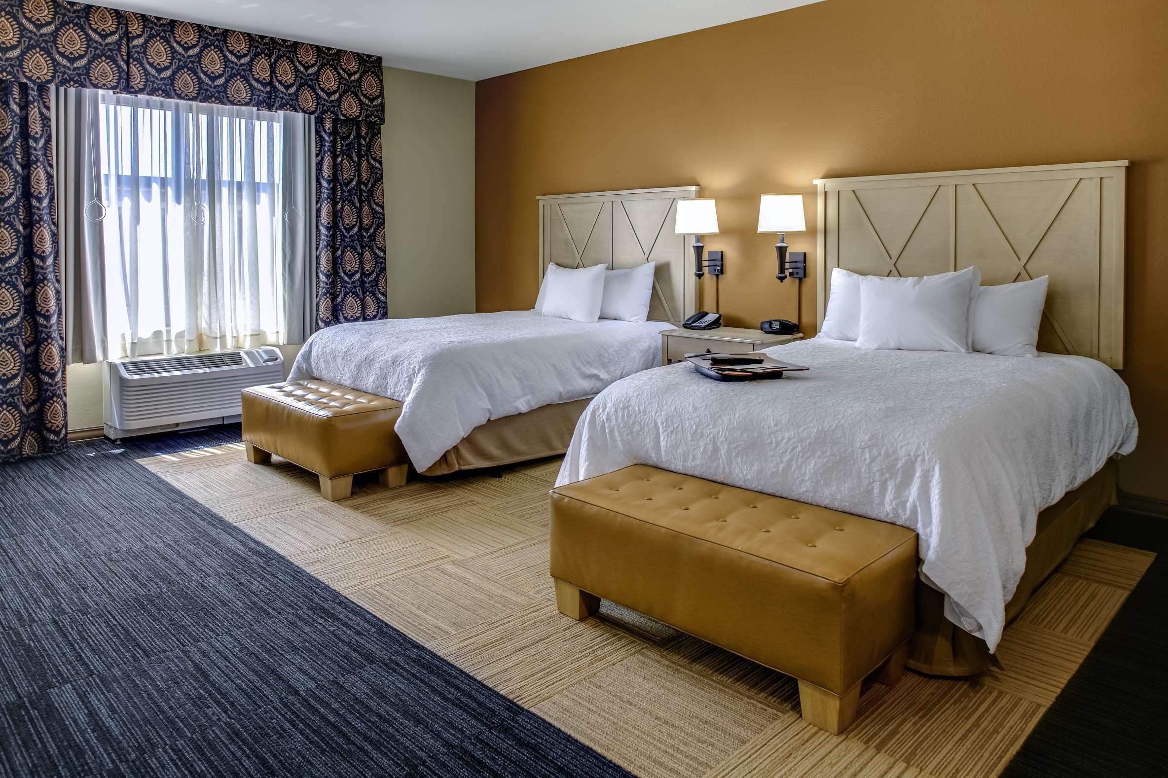 Hampton Inn & Suites Dodge City Boot Hill Casino Eksteriør billede